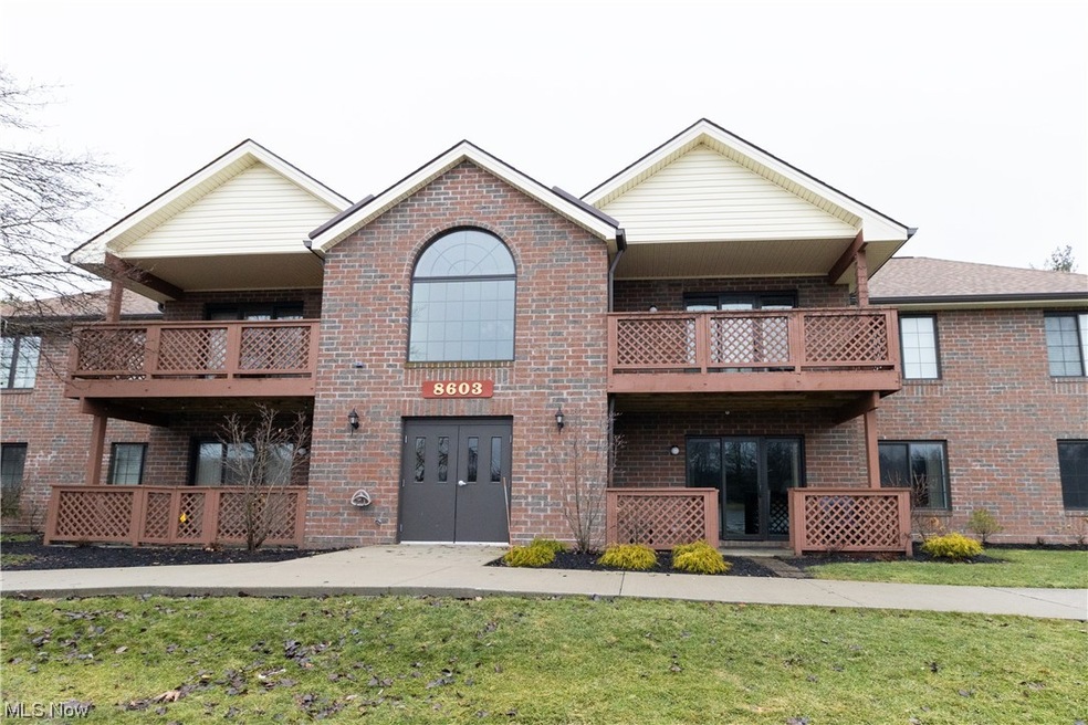 8603 Scenicview Dr Unit Q206, Broadview Heights, OH 44147 MLS