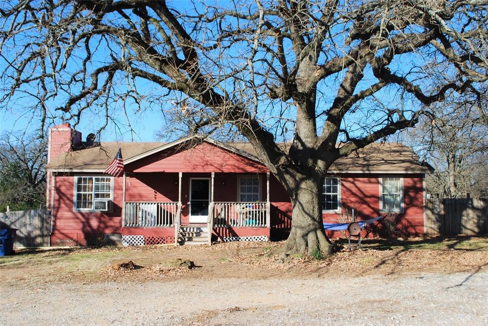 1505 S Travis Ave, Denison, TX 75021 - photo 1