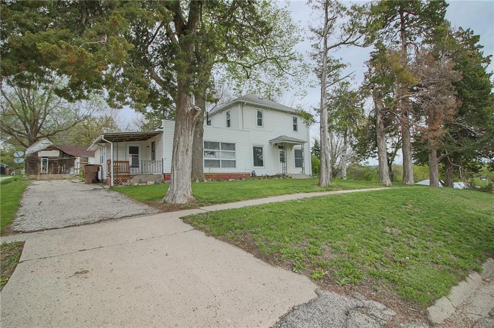 205 Bridge St, Coon Rapids, IA 50058 - photo 1