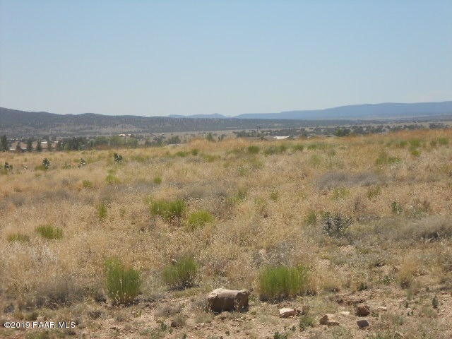 2575 Compass Point Rd, Paulden, AZ 86334 - photo 1