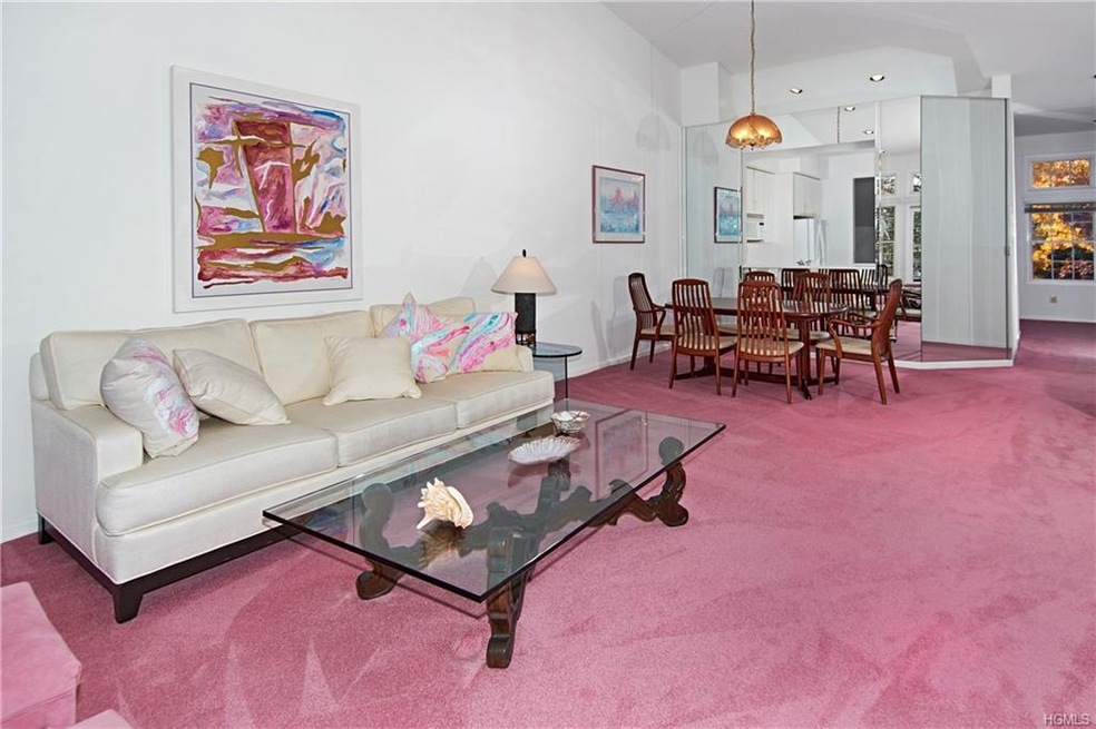 136 Doral Greens Dr W, Rye Brook, NY 10573 - photo 1