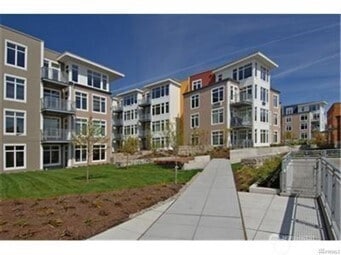 145 Ferncliff Ave NE unit D135, Bainbridge Island, WA 98110 - photo 1