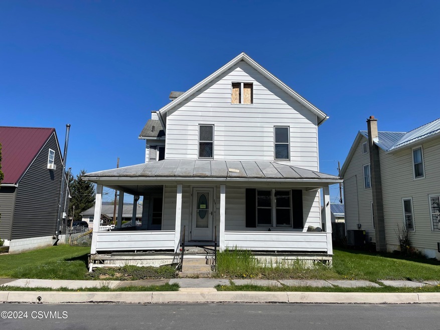 318 Thompson St, Mifflinburg, PA 17844 - photo 1