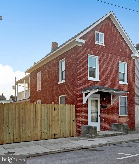 521 W Church St, Hagerstown, MD 21740 - photo 1