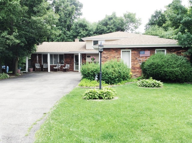 1175 Pleasant Ct, Batavia, IL 60510 - photo 1