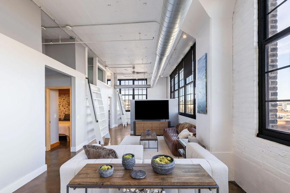 500 Robert St N unit 519, Saint Paul, MN 55101 - photo 1