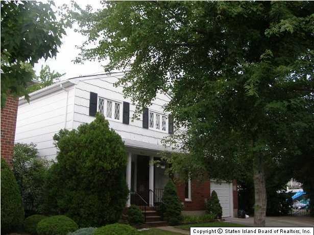 7 Thurston St, Staten Island, NY 10314 - photo 1