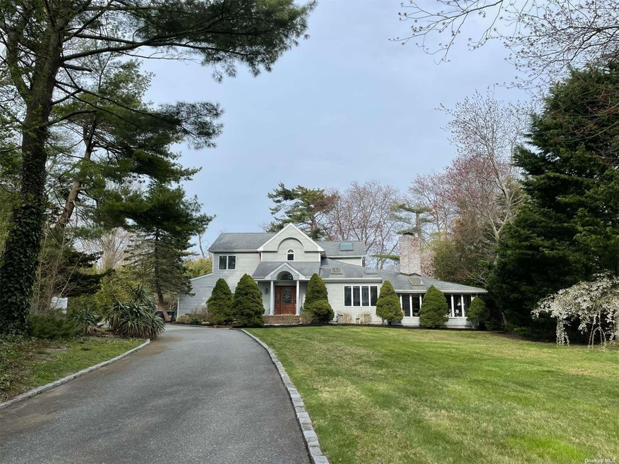 9 Morgan Ln, Bayport, NY 11705 - photo 1