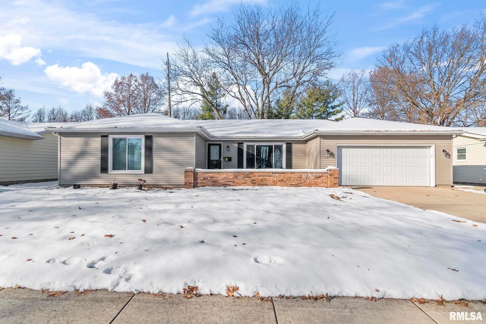 169 Bellerive Rd, Springfield, IL 62704 - photo 1