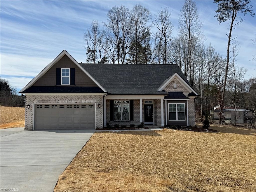 Sold $470,305 • Co-Listing Agent