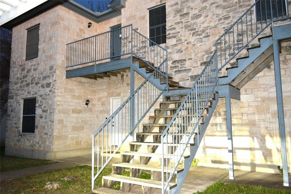 3102 Northwest Blvd unit A, Georgetown, TX 78628 - photo 1