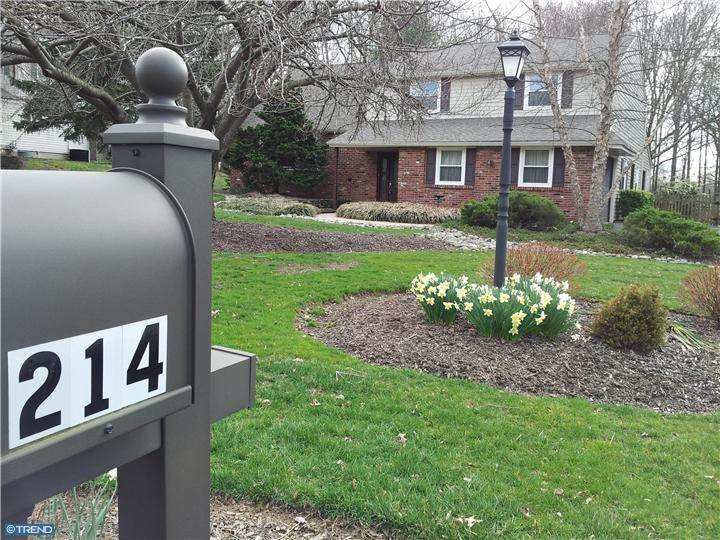 214 Watergate Dr, Feasterville Trevose, PA 19053 - photo 1