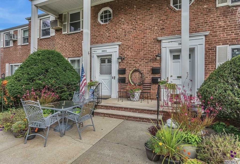 26041 73rd Ave unit B, Glen Oaks, NY 11004 - photo 1