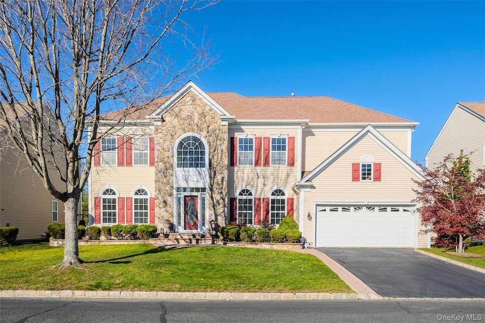 For Sale $949,900 • Co-Listing Agent