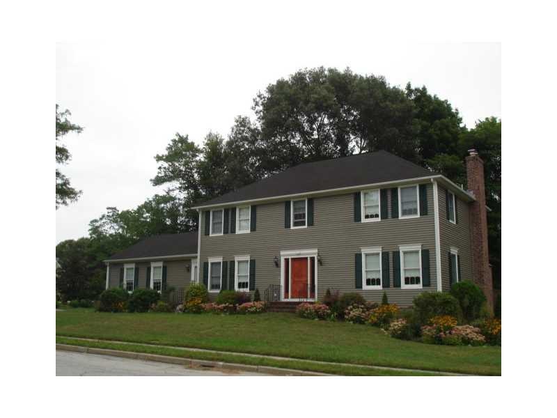 274 Larchwood Dr, Warwick, RI 02886 - photo 1