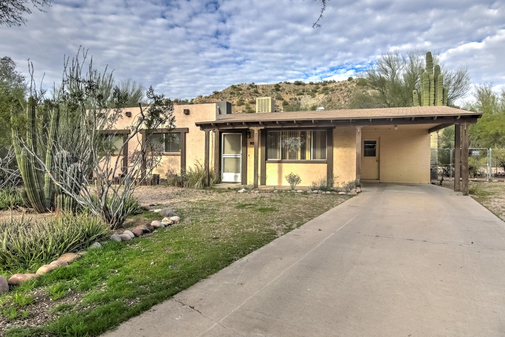 9006 E Gary Ln-1