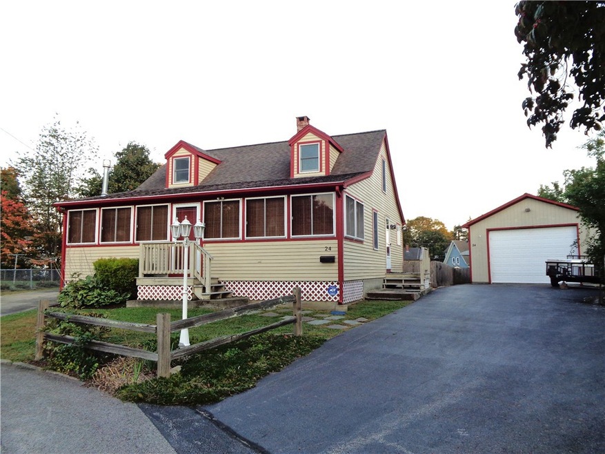 1506 SF Cape plus an additional 248 sf of living s