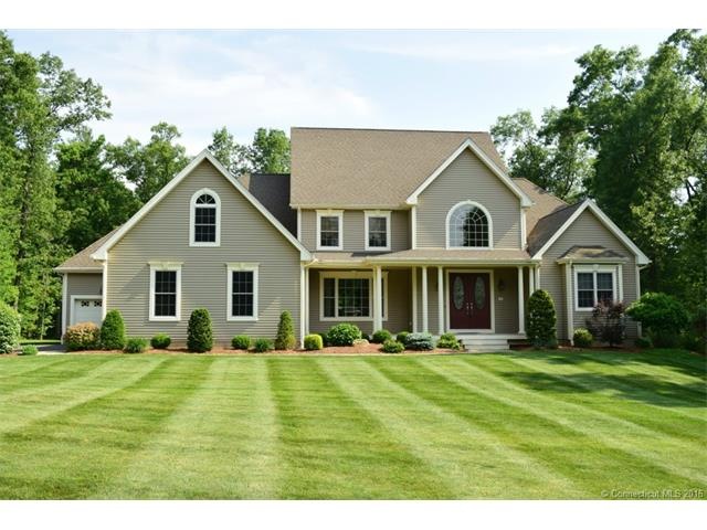 LUXURY LIVING IN THE NORTHEAST