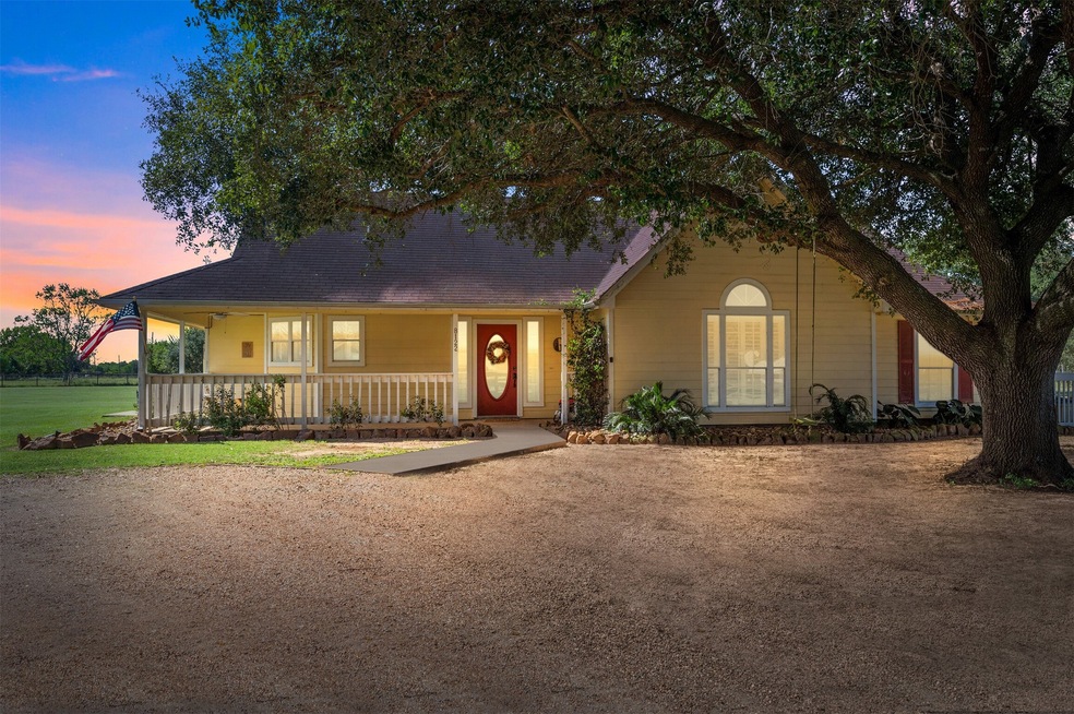 8122 Blase Rd, Rosenberg, TX 77471 - photo 1