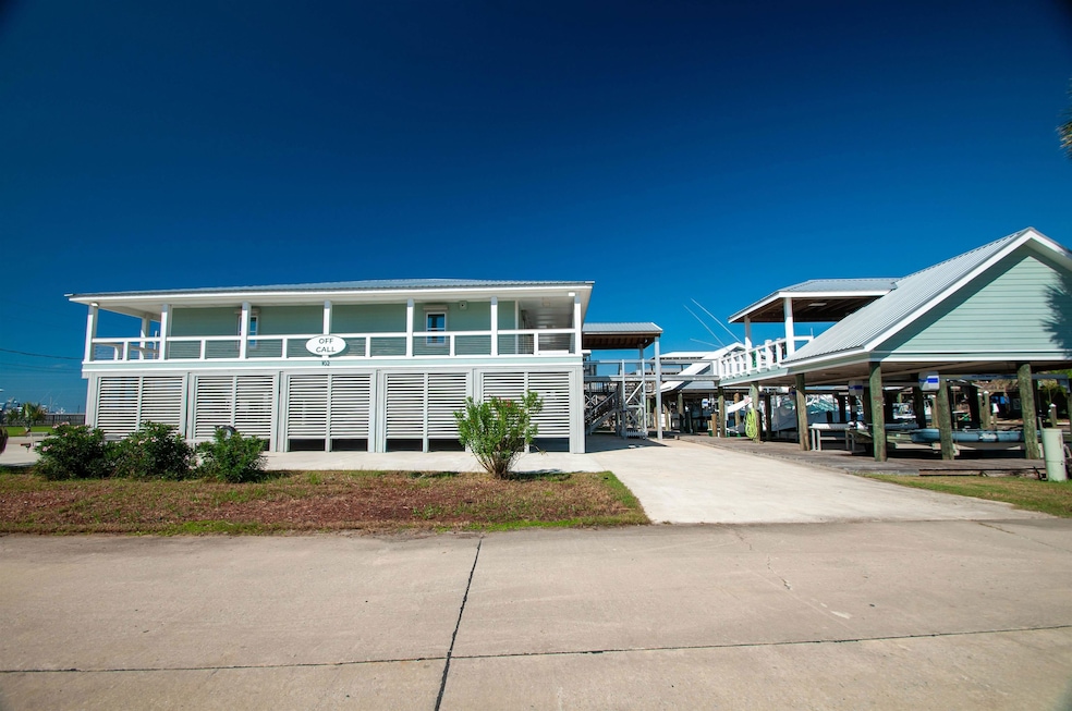 102 Constantin Dr, Golden Meadow, LA 70357 - photo 1