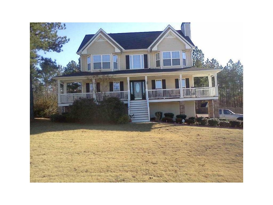 Exterior Front. BEAUTIFUL TRADITIONAL FRONT VIEW