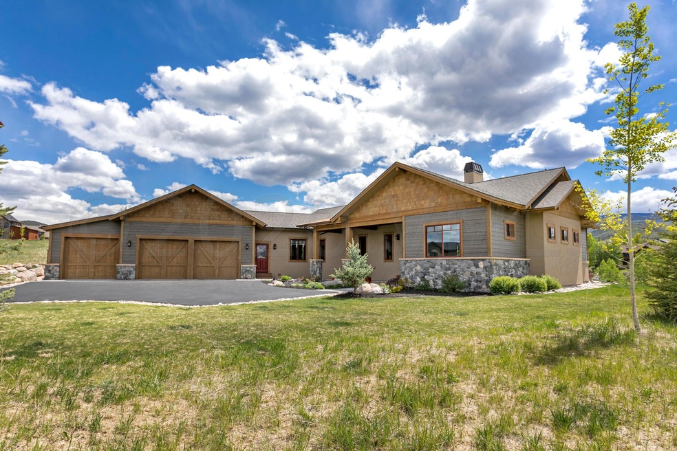 233 N Penstemon Ln-005