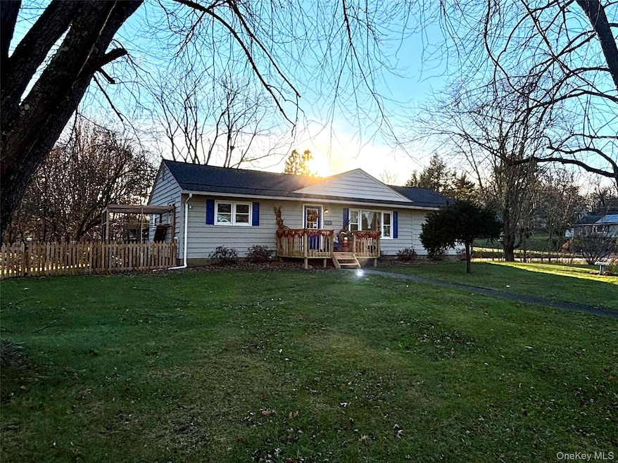 2 Flamingo Dr, Newburgh, NY 12550 - photo 1