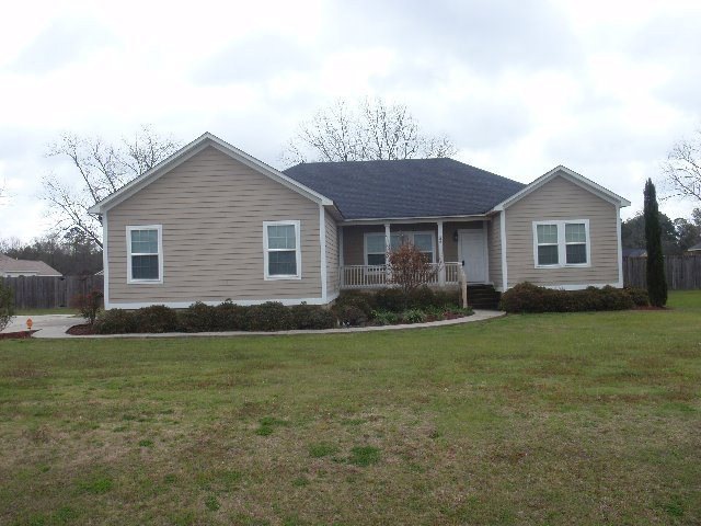 128 Virginia Cir, Cairo, GA 39828 - photo 1