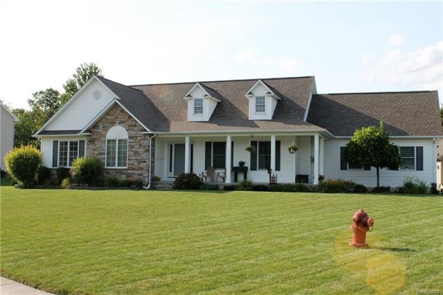 1435 Surrey Ln unit 28, Davison, MI 48423 - photo 1