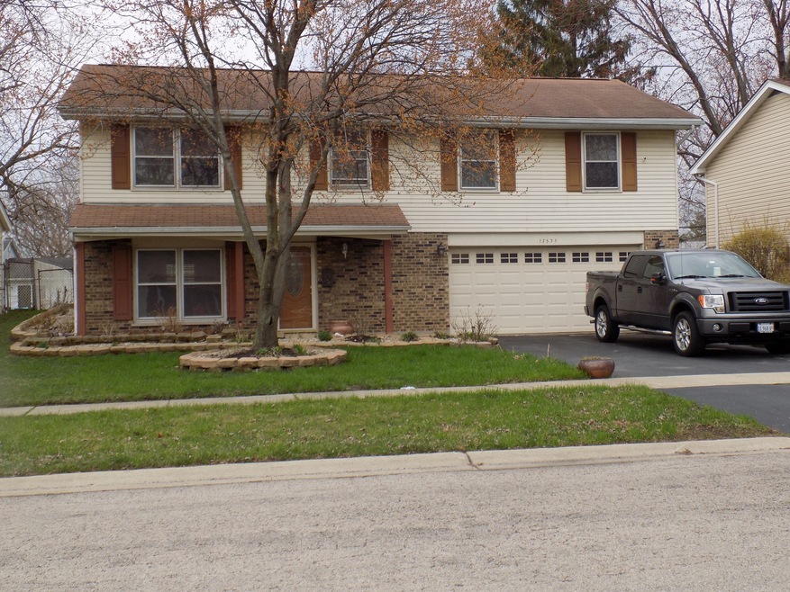 17535 Sycamore Ave, Country Club Hills, IL 60478 - photo 1