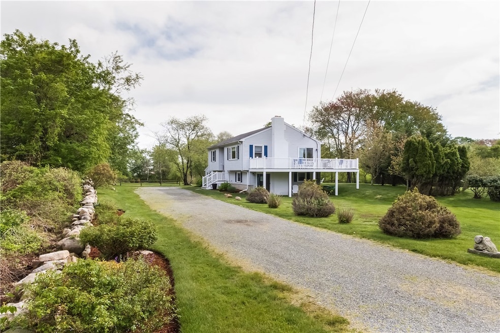 195 Knowlesway Extension, Narragansett, RI 02882 - photo 1