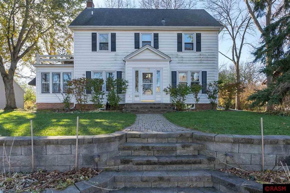 205 W 9th St, Mankato, MN 56001 - photo 1