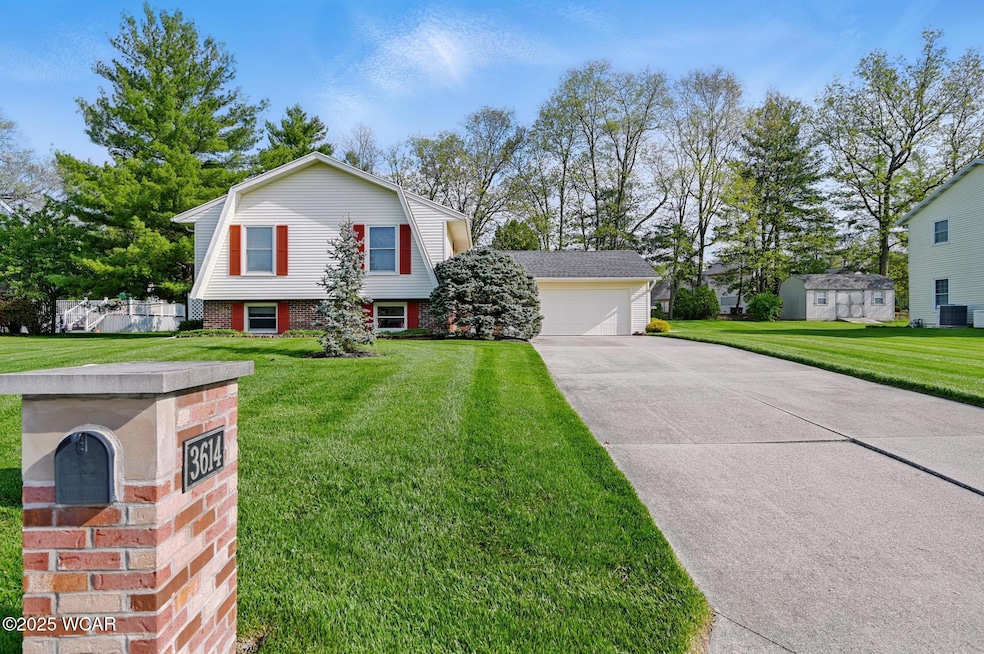 3614 N Amblewood Cir, Lima, OH 45806 - photo 1