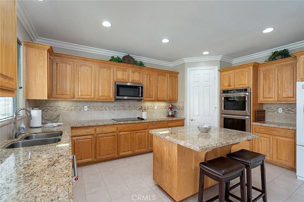 30705 Early Round Dr, Canyon Lake, CA 92587 - photo 1