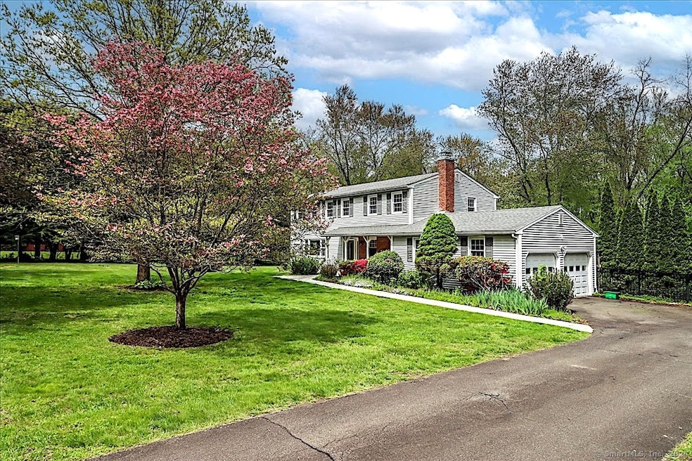 34 Grand Place, Newtown, CT 06470 - photo 1