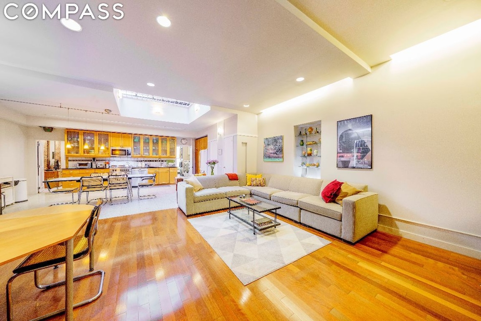 11 W 18th St unit 5E, New York, NY 10011 - photo 1