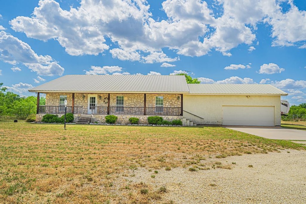 12469 Twin Lakes Ln, San Angelo, TX 76904 - photo 1