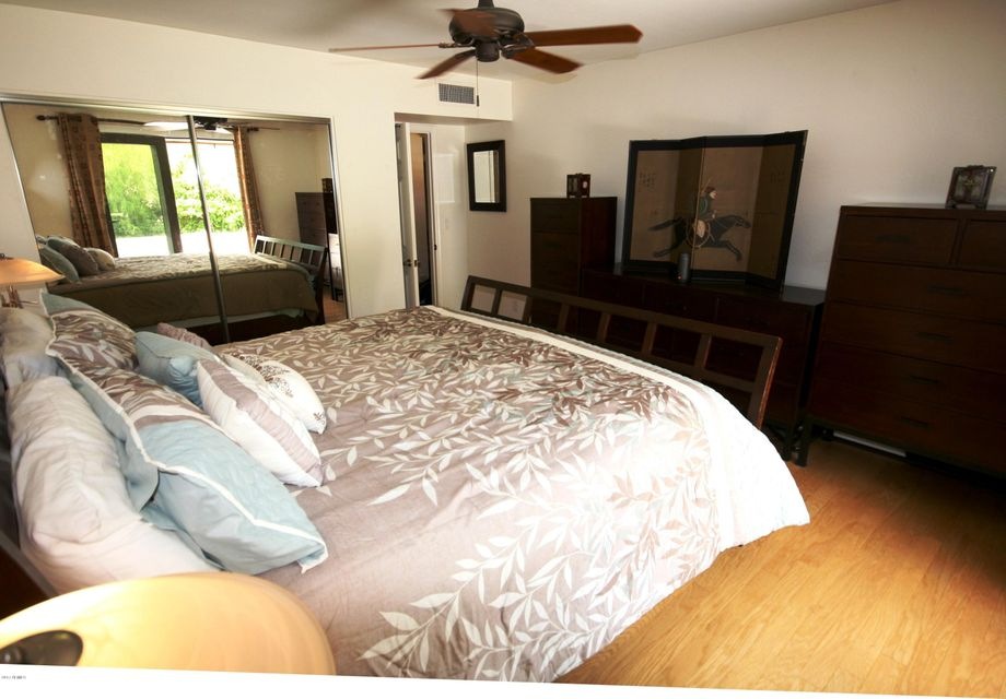 4434 E Camelback Rd unit 140, Phoenix, AZ 85018 - photo 1