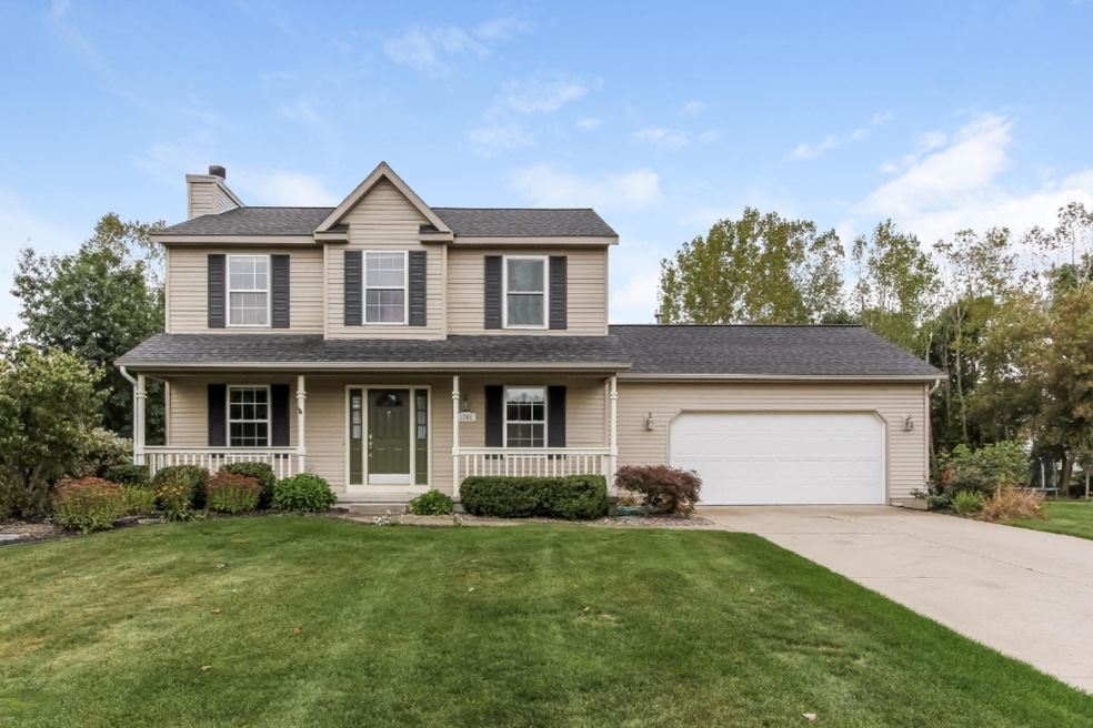 001-Front_View-2103577-medium