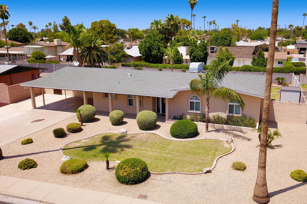 2136 E Elmwood St unit 2, Mesa, AZ 85213 - photo 1