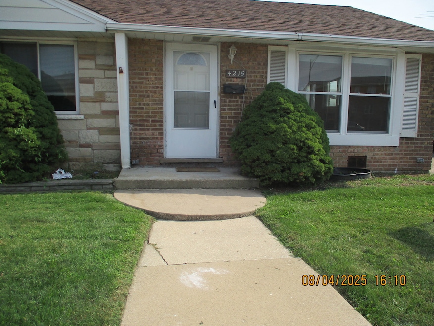 4215 W 87th St unit 2, Hometown, IL 60456 - photo 1