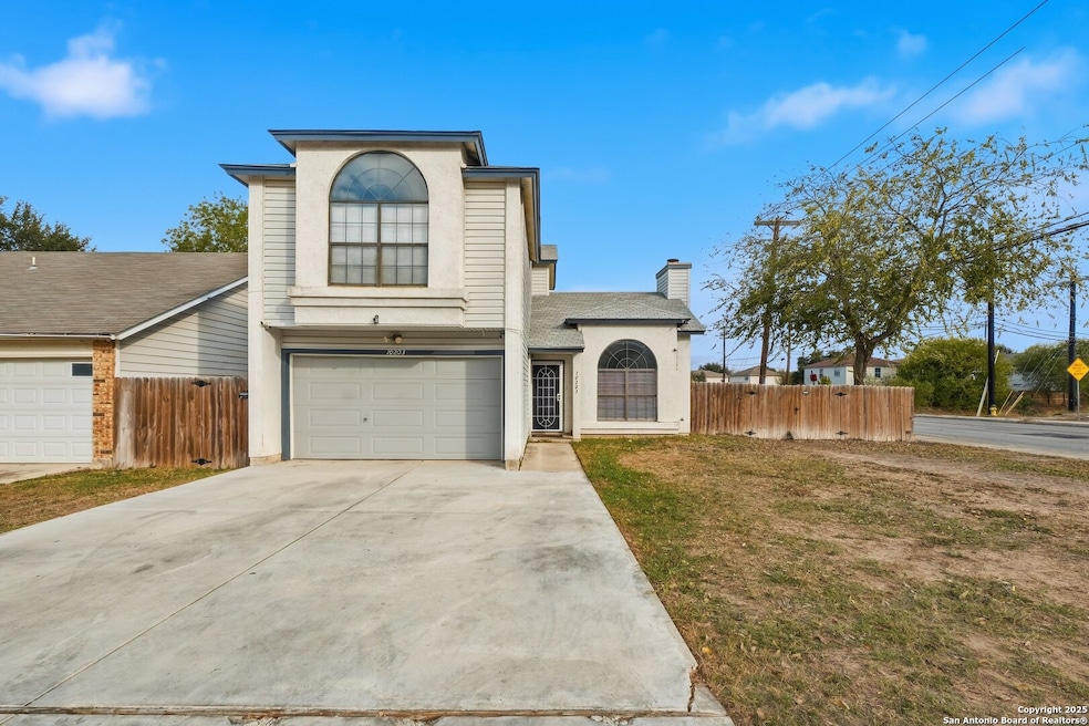 10203 Raven Field Dr, San Antonio, TX 78245 - photo 1