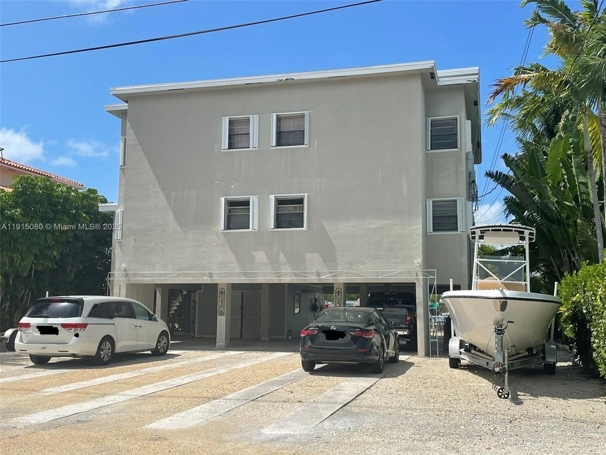26 S Exuma Rd unit B, Key Largo, FL 33037 - photo 1