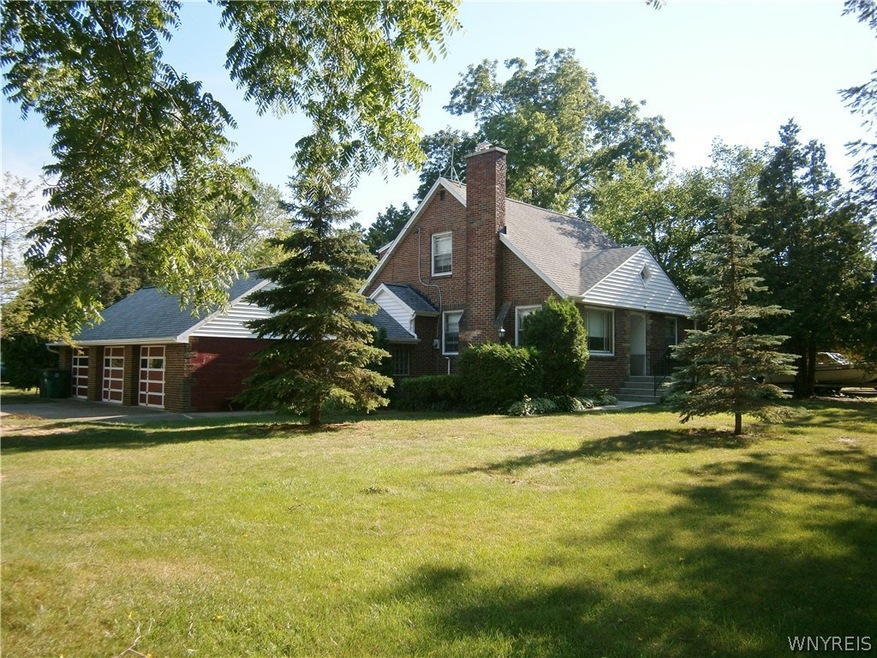 196 Warner Ave, North Tonawanda, NY 14120 - photo 1