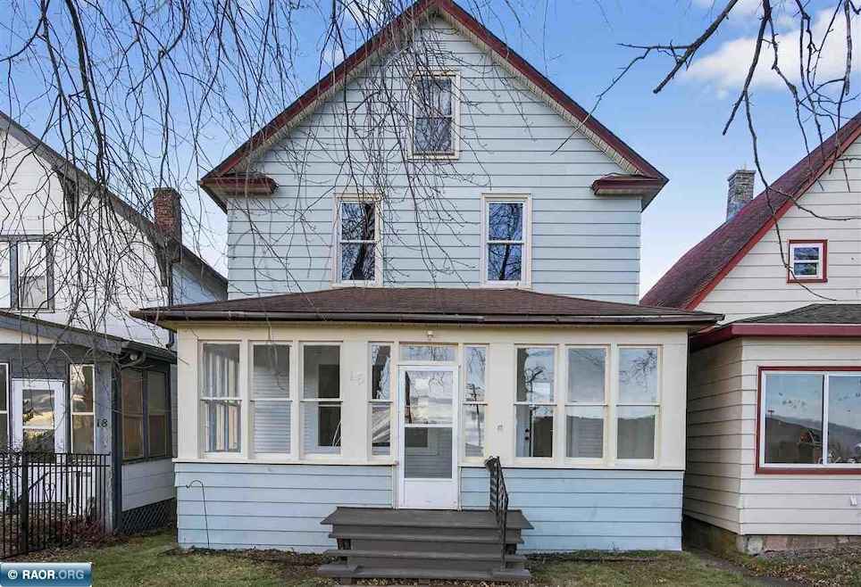 16 4th St SW, Chisholm, MN 55719 - photo 1