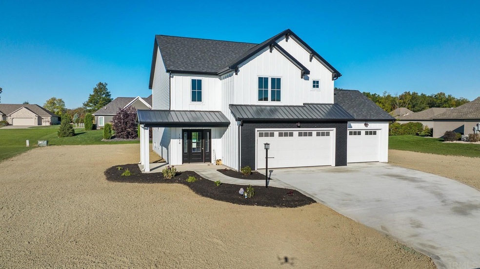 1528 Shadow Run Trail, Bluffton, IN 46714 - photo 1