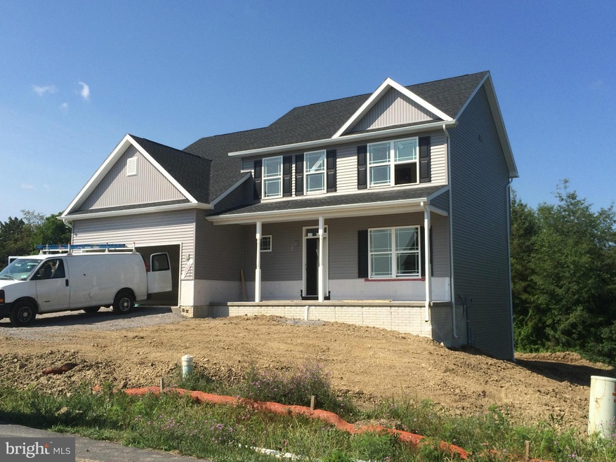 1314 Emilys Ct, Greencastle, PA 17225 - photo 1