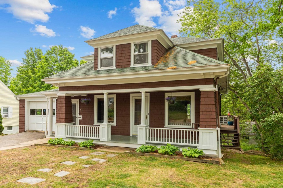 7 Fairview Ave, Dover, NH 03820 - photo 1