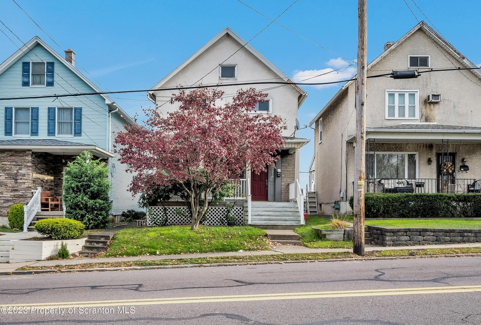 1218 N Main Ave, Scranton, PA 18508 - photo 1