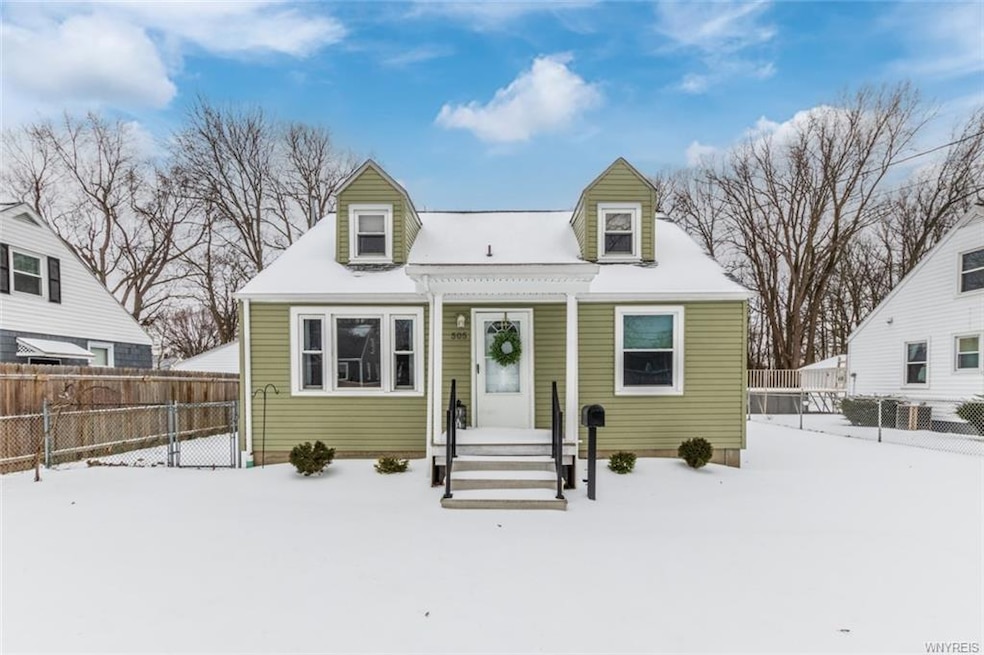 505 Duane Dr, North Tonawanda, NY 14120 - photo 1